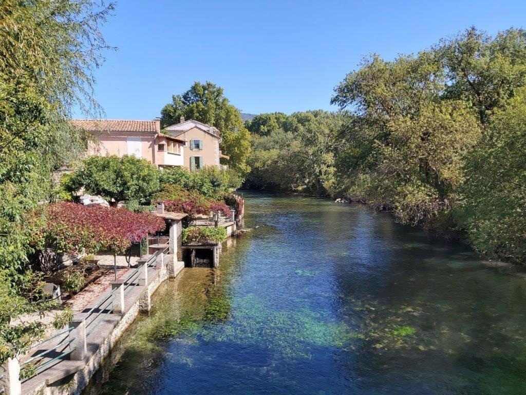 Gite Dans Les Pins Avec Piscine Villa Mazan Esterno foto