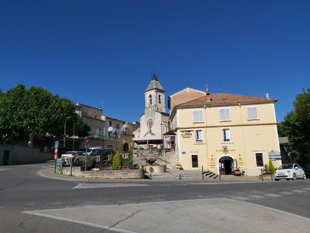 Gite Dans Les Pins Avec Piscine Villa Mazan Esterno foto